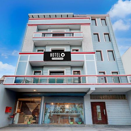 Super Hotel O Alipur Narela Exterior photo